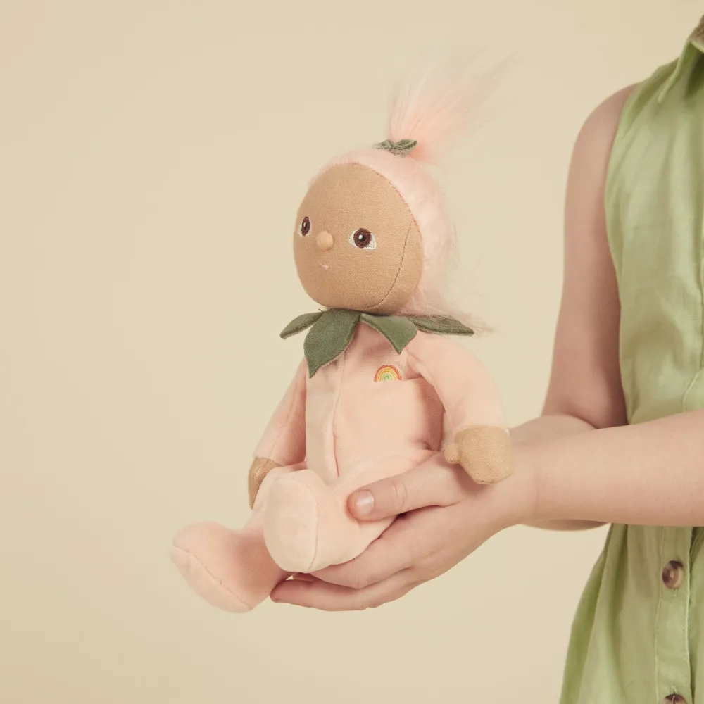 Olli Ella Indoor Play|Soft Toys|Dinky Dinkums Fruity Cuties - Peggy Peach